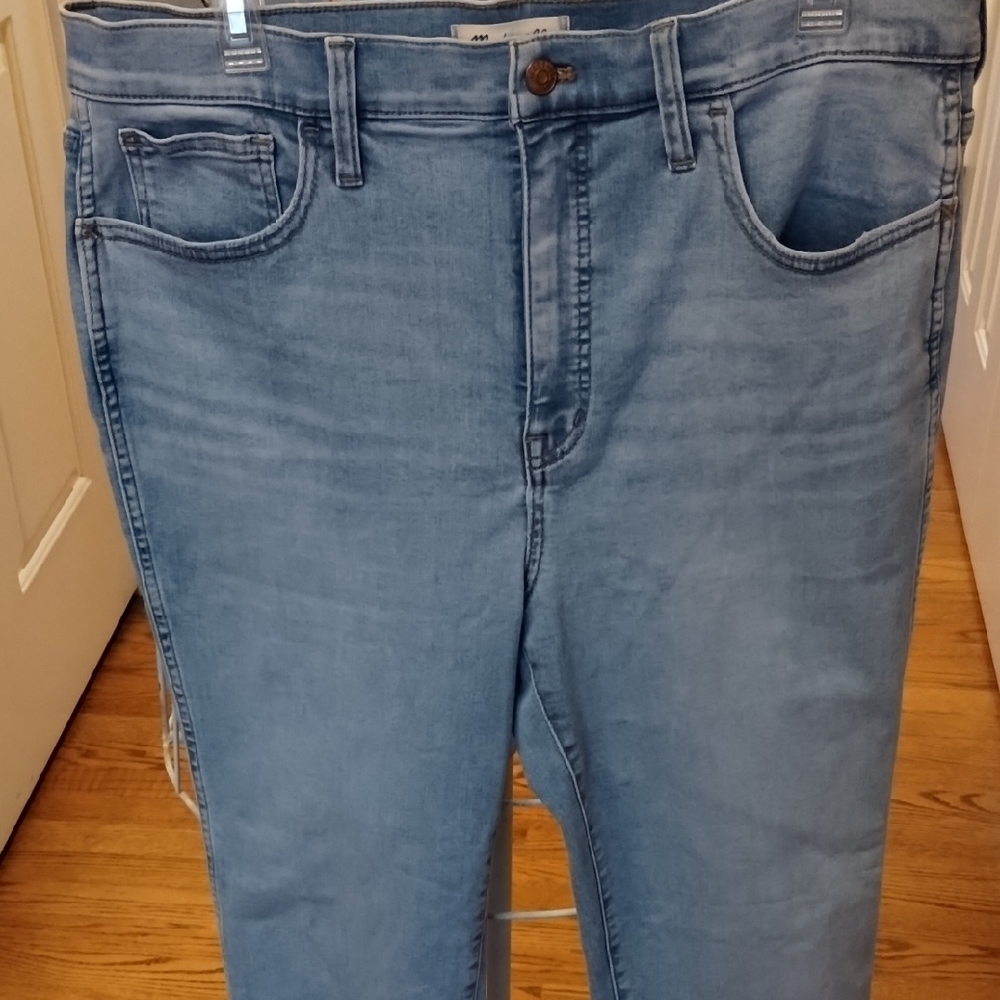 Madewell Roadtripper Stovepipe Jeans - Picture 5 of 15